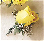 Desire Boutonniere 